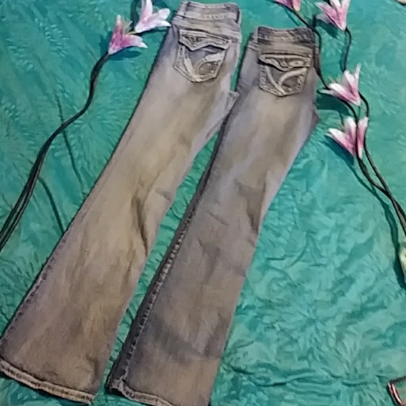 Attya jeans - Picture 1 of 8